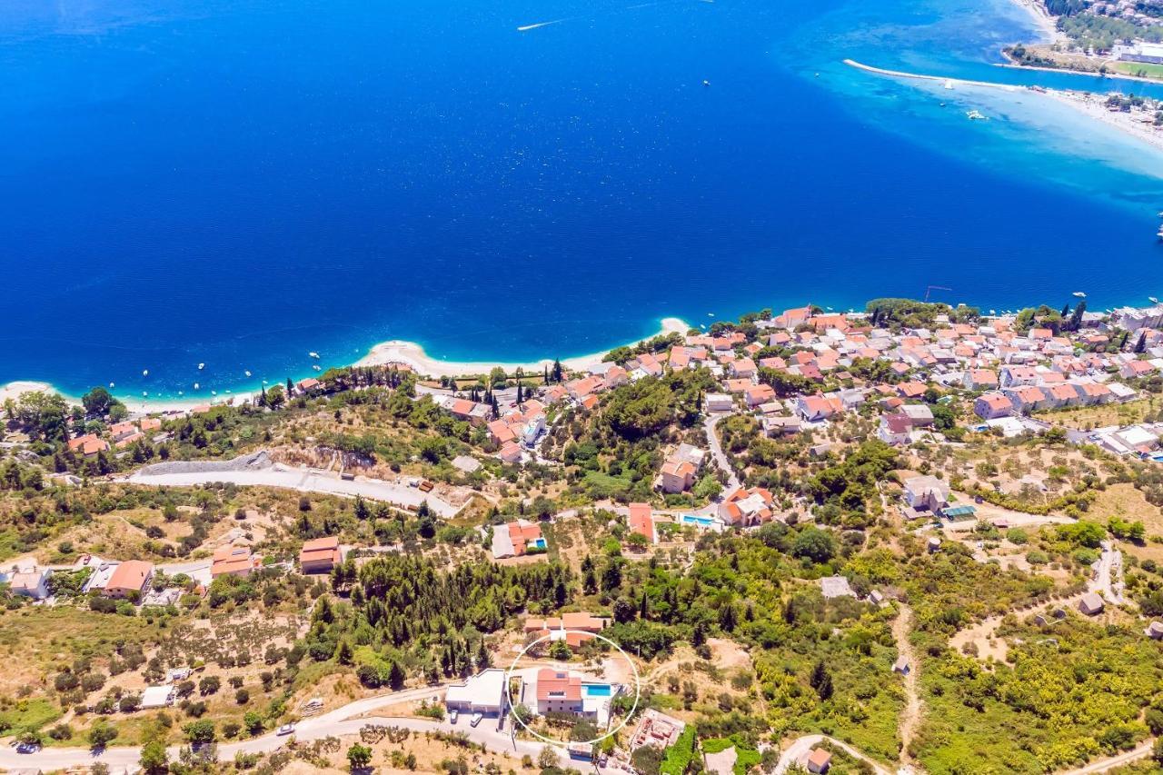 Villa Belvedere With Heated Pool, Billiards, Media Room, Sea Views,10 Pax Omis Bagian luar foto