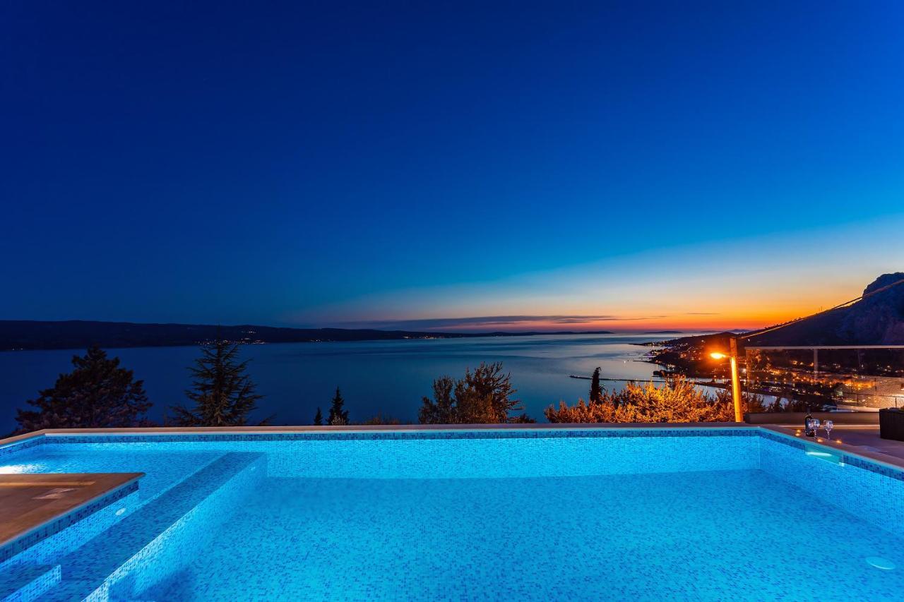 Villa Belvedere With Heated Pool, Billiards, Media Room, Sea Views,10 Pax Omis Bagian luar foto