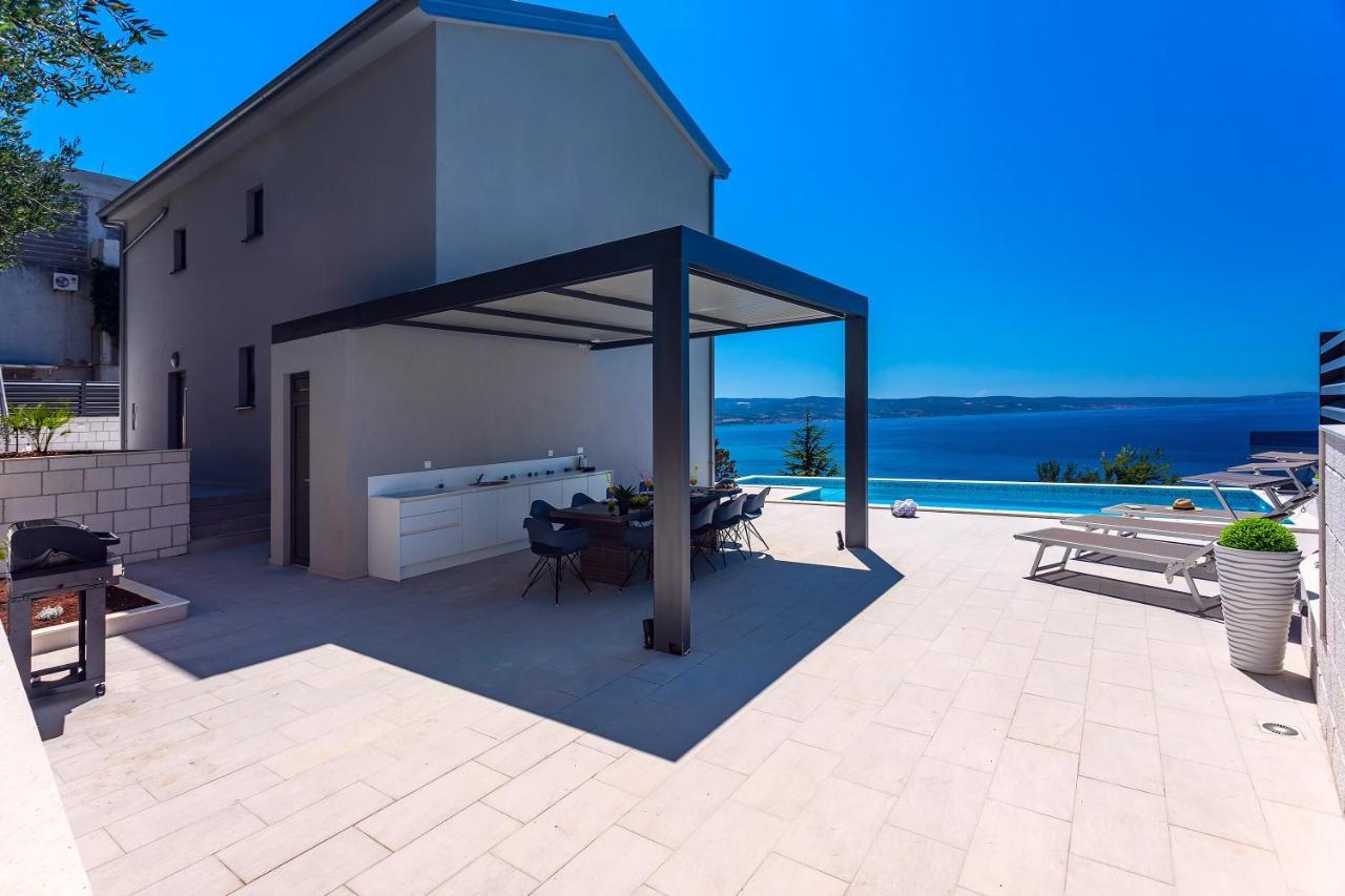 Villa Belvedere With Heated Pool, Billiards, Media Room, Sea Views,10 Pax Omis Bagian luar foto