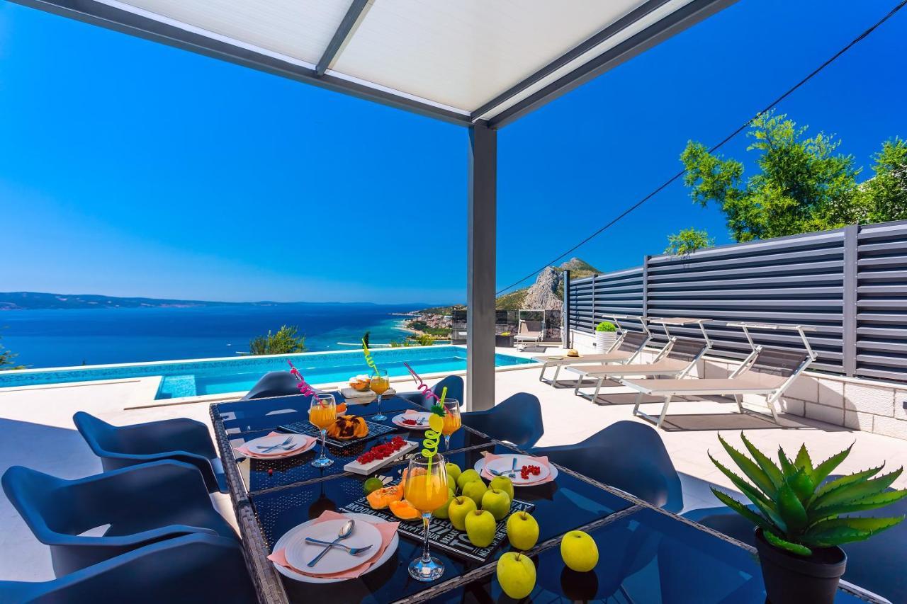 Villa Belvedere With Heated Pool, Billiards, Media Room, Sea Views,10 Pax Omis Bagian luar foto